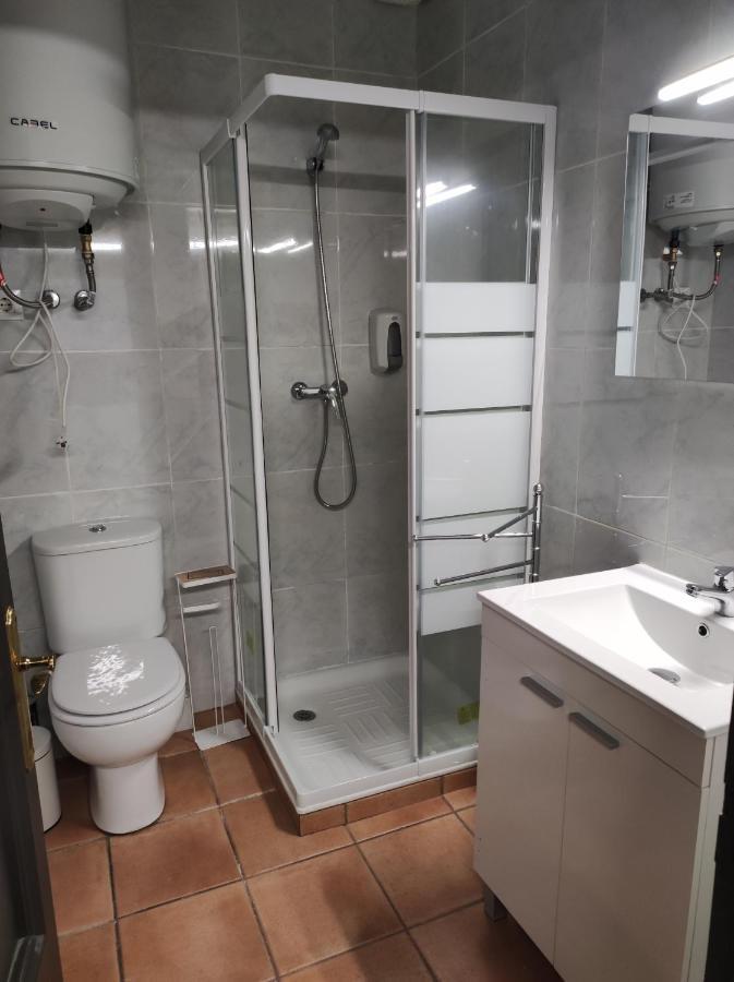 Apt 3 Atic Acollidor Al Centre De Vic - Aptgarbi Luaran gambar